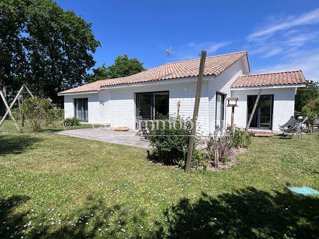 Pornic - centre ville - photo 10