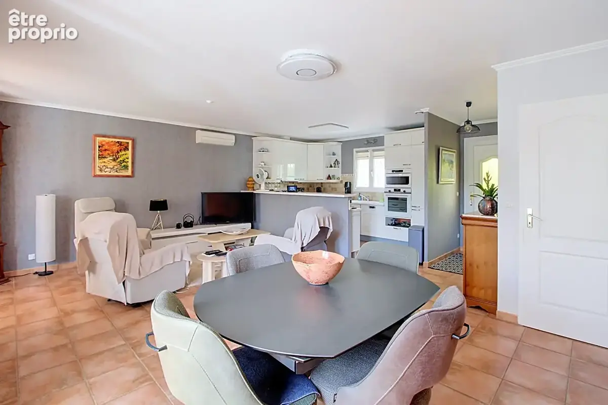 A vendre draguignan en exclusivite - maison t3 + dependance avec piscine - photo 4