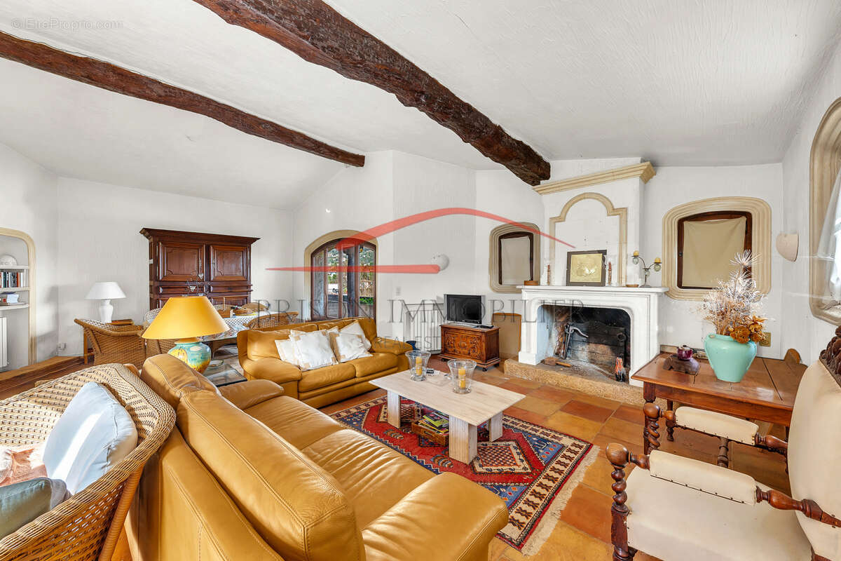 Maison à LA COLLE-SUR-LOUP