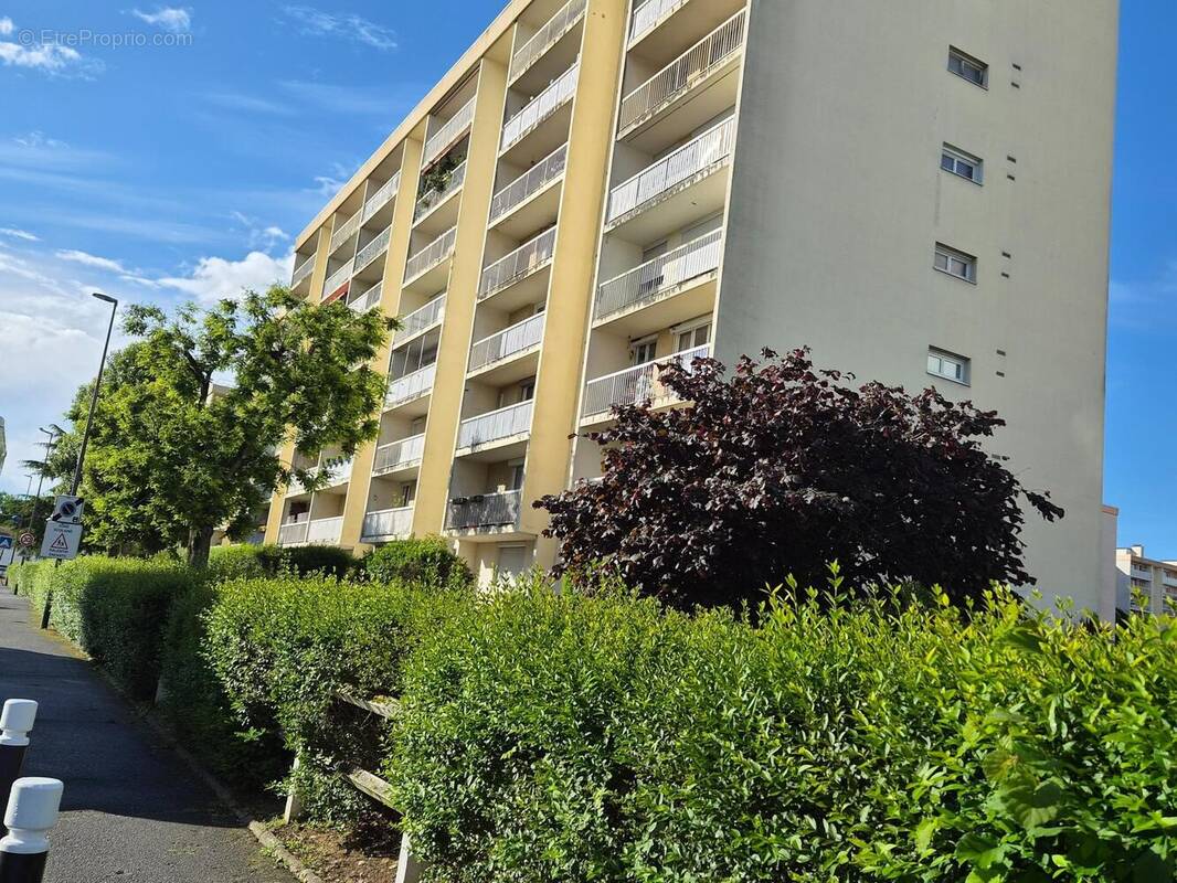 Photo 1 - Appartement à CHILLY-MAZARIN