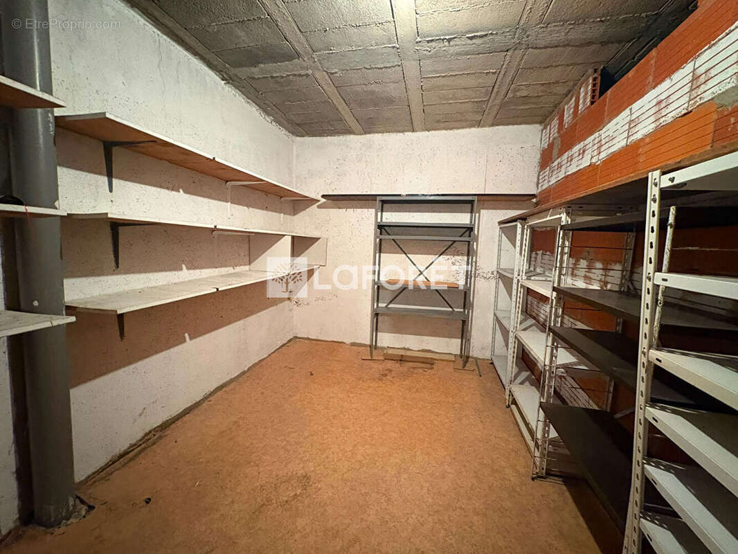 À vendre, appartement de 82 m² situé en rez-de-chaussée d'une copropriété calme et paisible à Amélie-les-Bains-Palalda. - photo 13