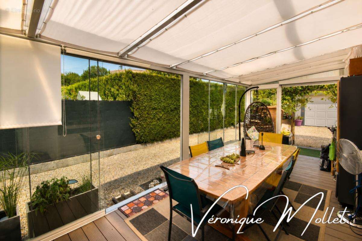 Sainte-eulalie – plain-pied, 3 chambres, bureau, piscine et double garage - photo 10