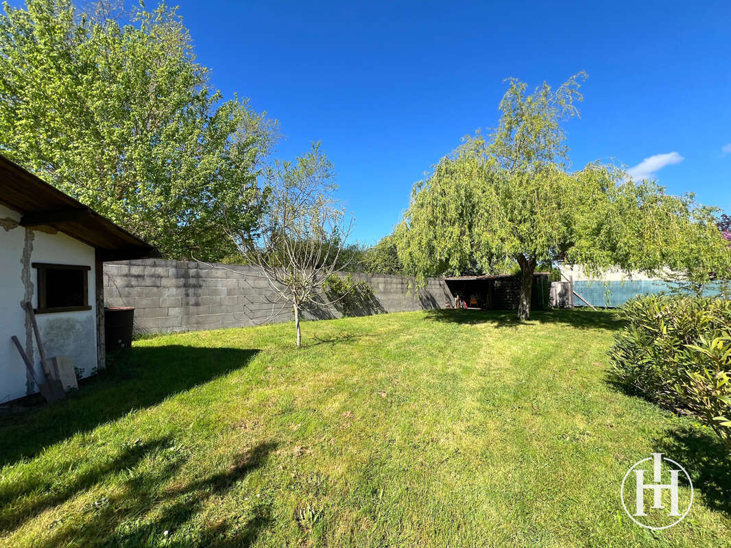 Maison à LA GROUTTE