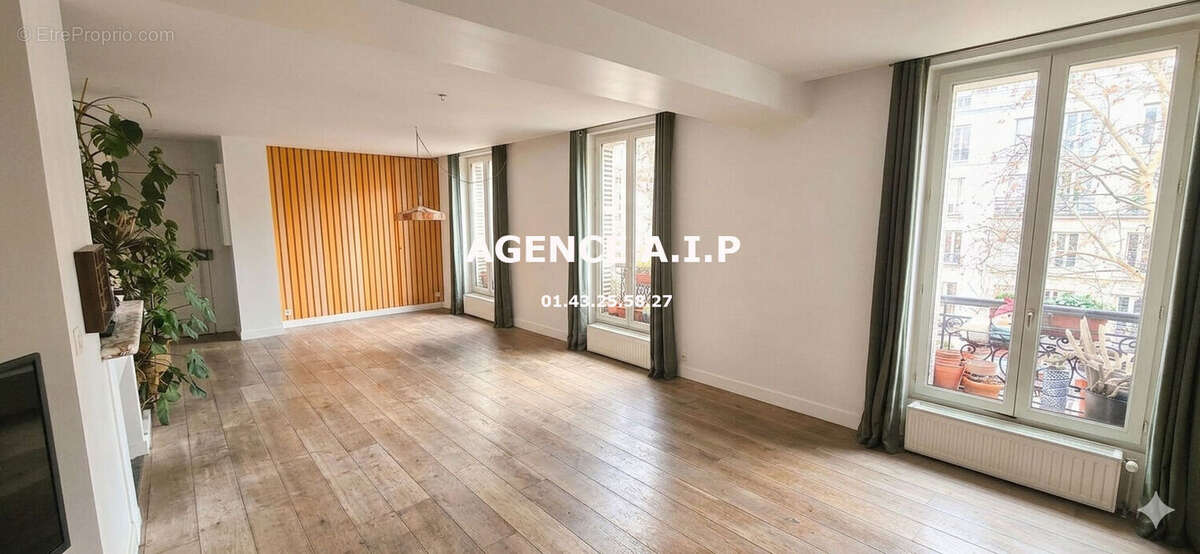 Appartement à PARIS-10E