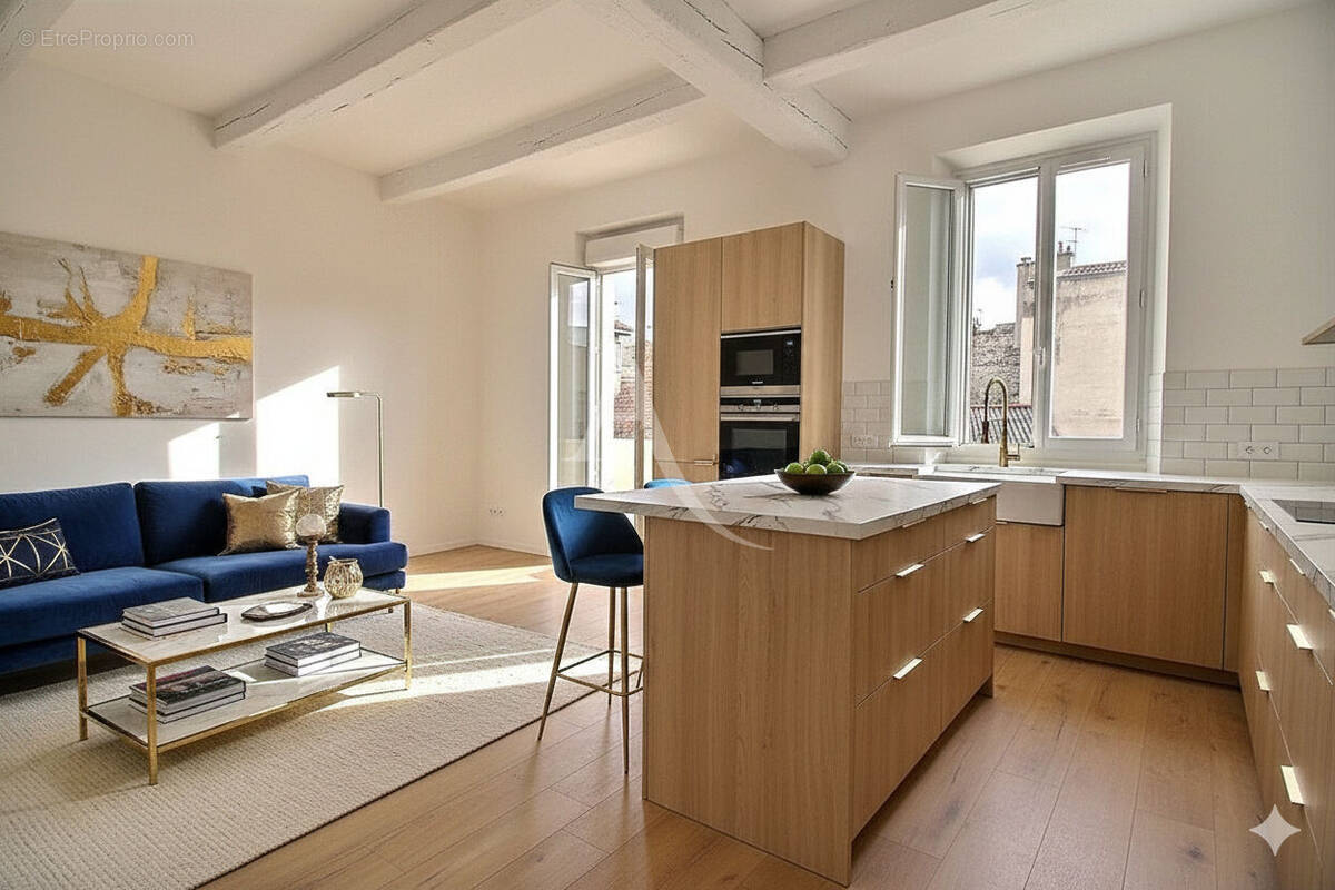 Appartement à MARSEILLE-6E