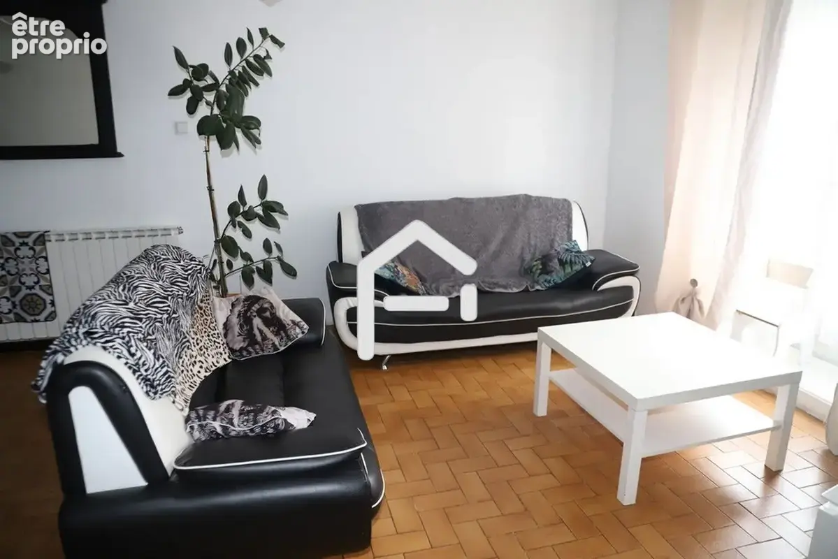 Maison 13 pièces 280 m² à vendre à Varilhes (09120) - photo 2