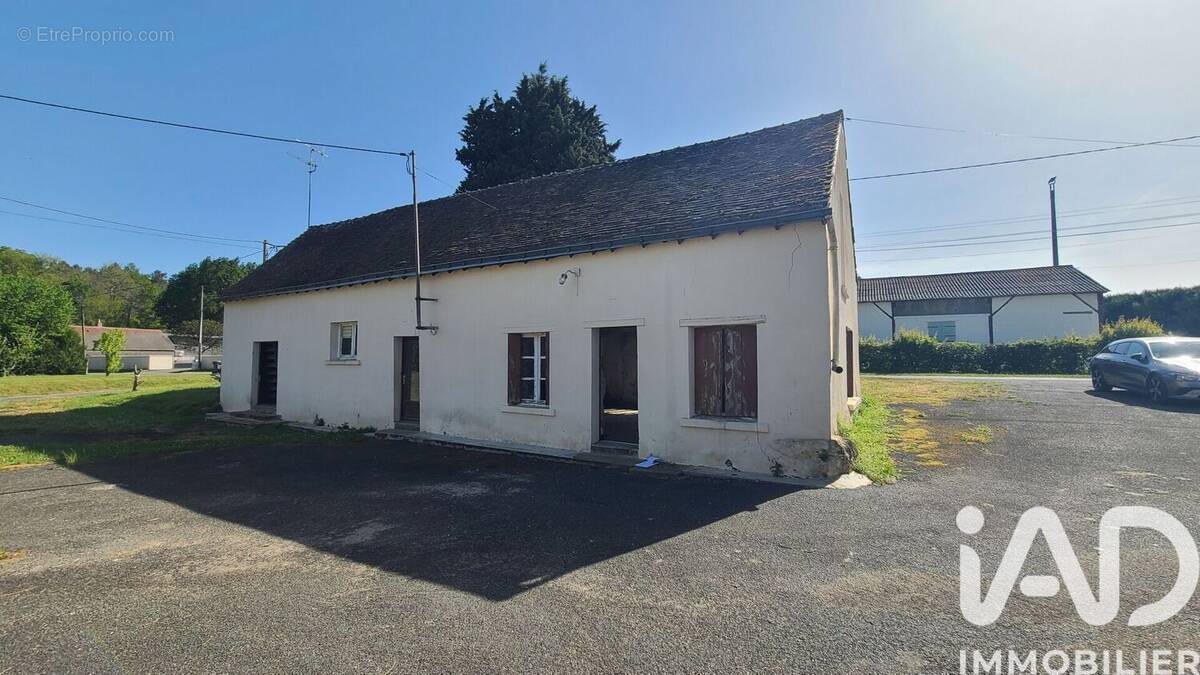 Photo 1 - Maison à VERNOIL