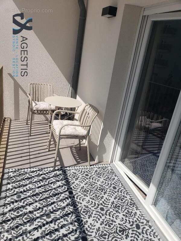   - Appartement à GRIGNY