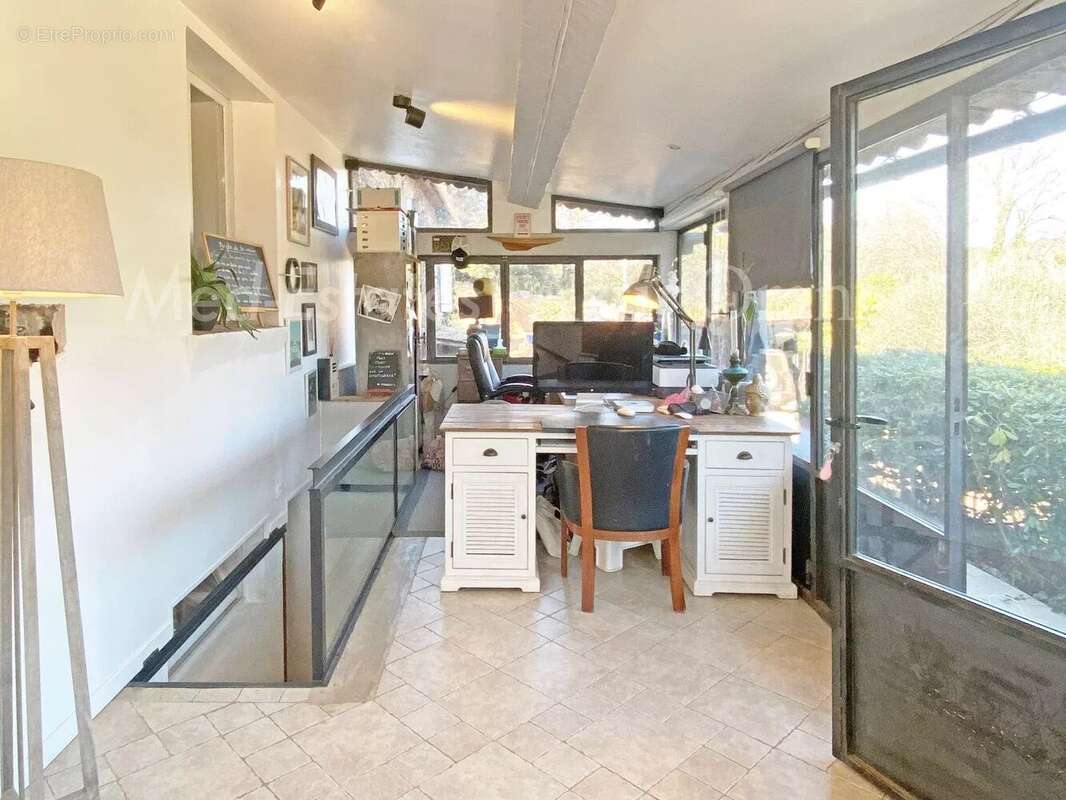 Maison à LA GARDE-FREINET