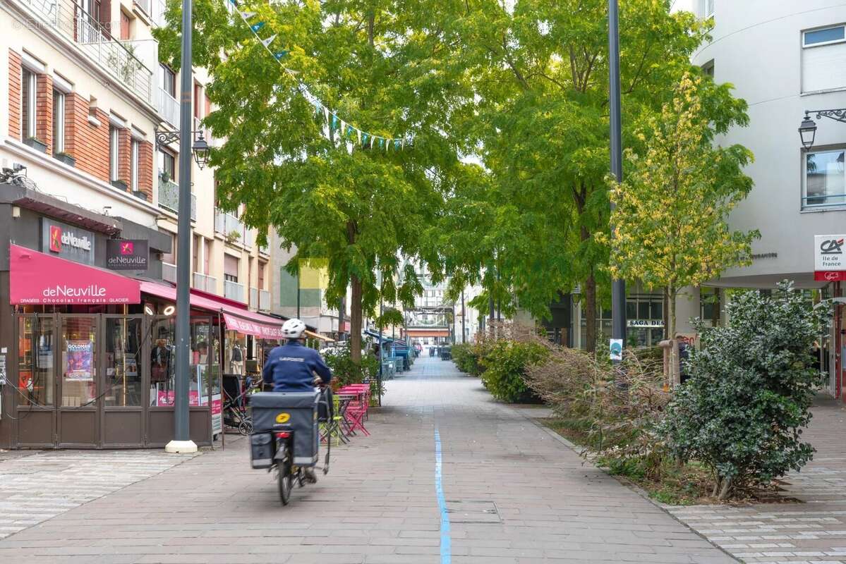 Appartement à COLOMBES