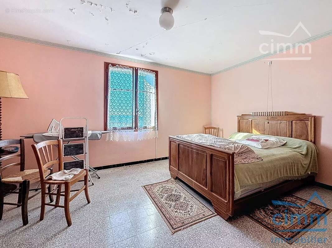 Maison à FERRASSIERES