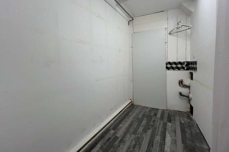 Appartement à PARIS-8E