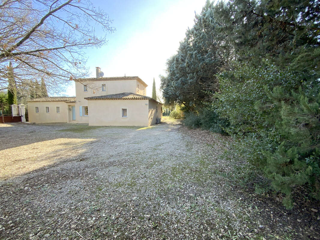 Maison à UZES