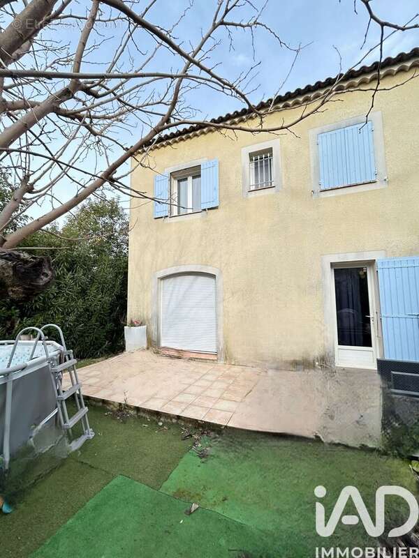 Photo 4 - Maison à ENTRAIGUES-SUR-LA-SORGUE