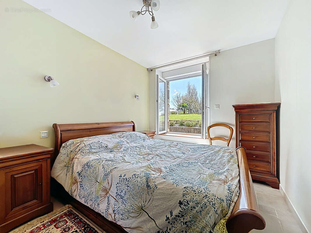 Maison à SAINT-MAURICE-EN-COTENTIN