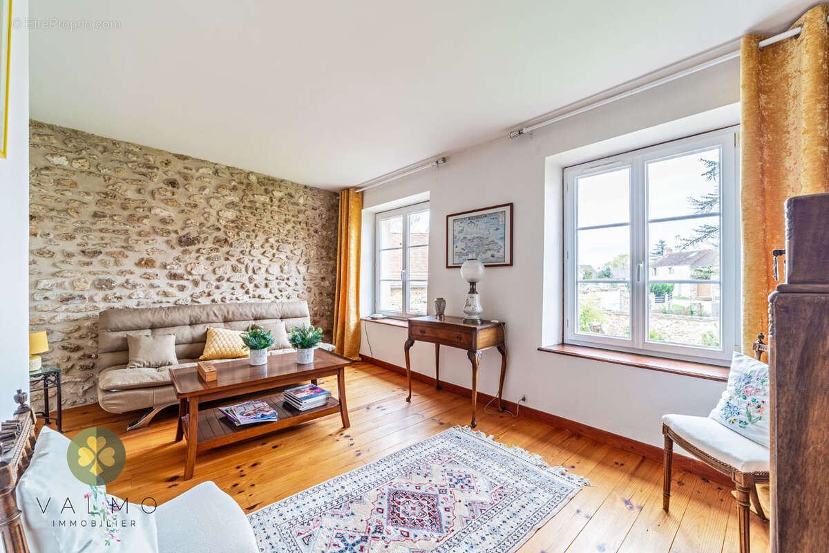 Maison à LONGNES