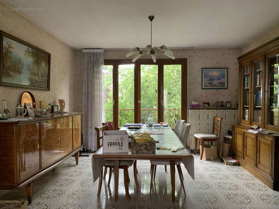 Maison à LES MUREAUX