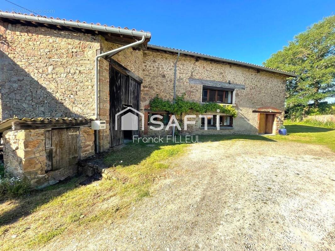 Photo 1 - Maison à BOSMIE-L'AIGUILLE