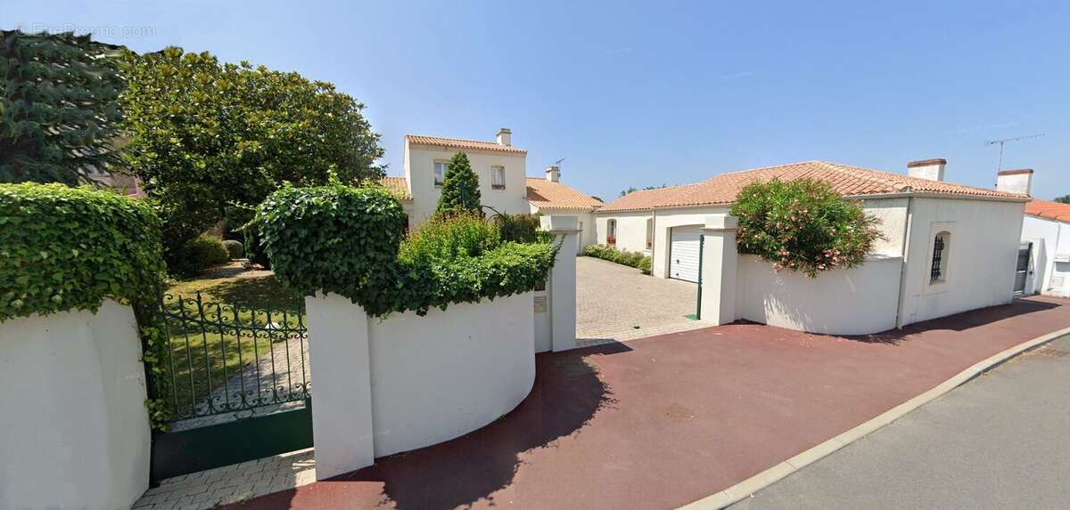 Maison à BEAUVOIR-SUR-MER