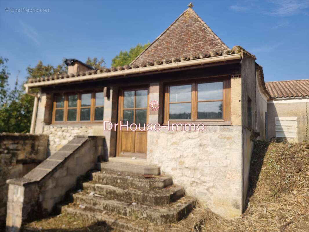 Maison à SAINT-MARTIN-DE-VILLEREAL