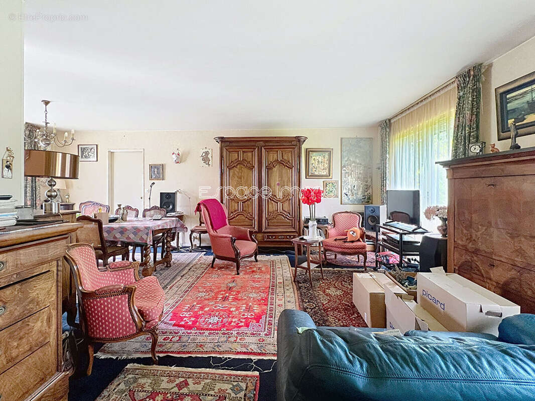 Maison à MONT-SAINT-AIGNAN