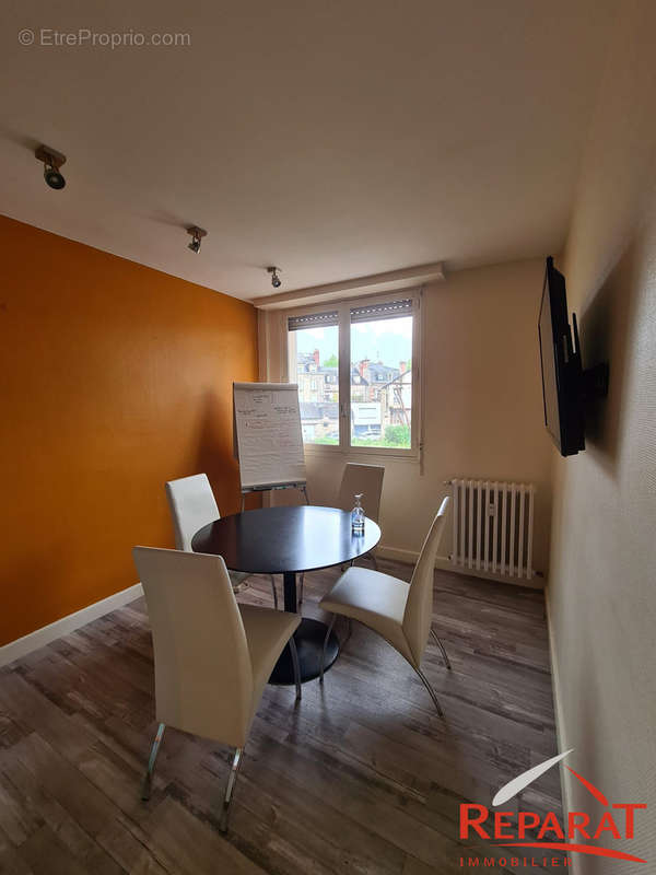 Commerce à BRIVE-LA-GAILLARDE