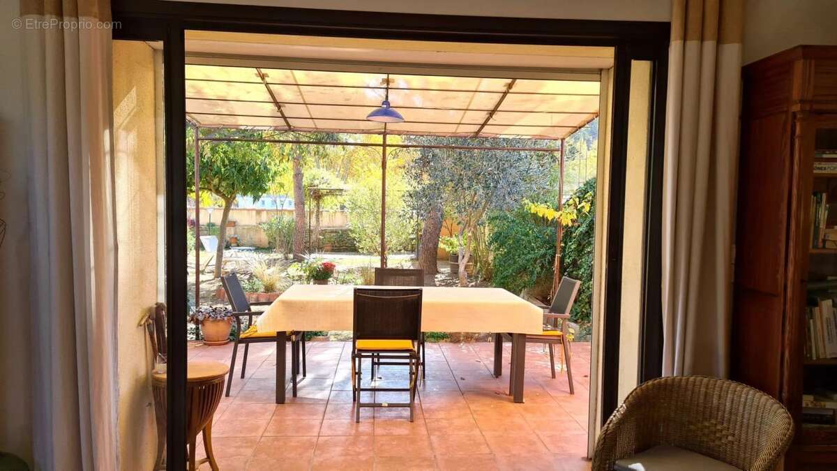 Maison à CESSENON-SUR-ORB