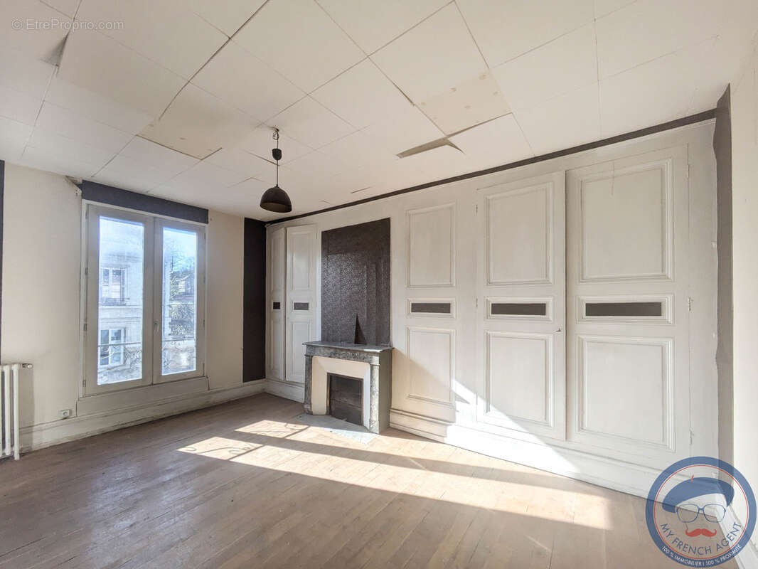 Ensemble immobilier à fort potentiel - Activité professionnelle, tertiaire ou commerciale compatible - photo 8