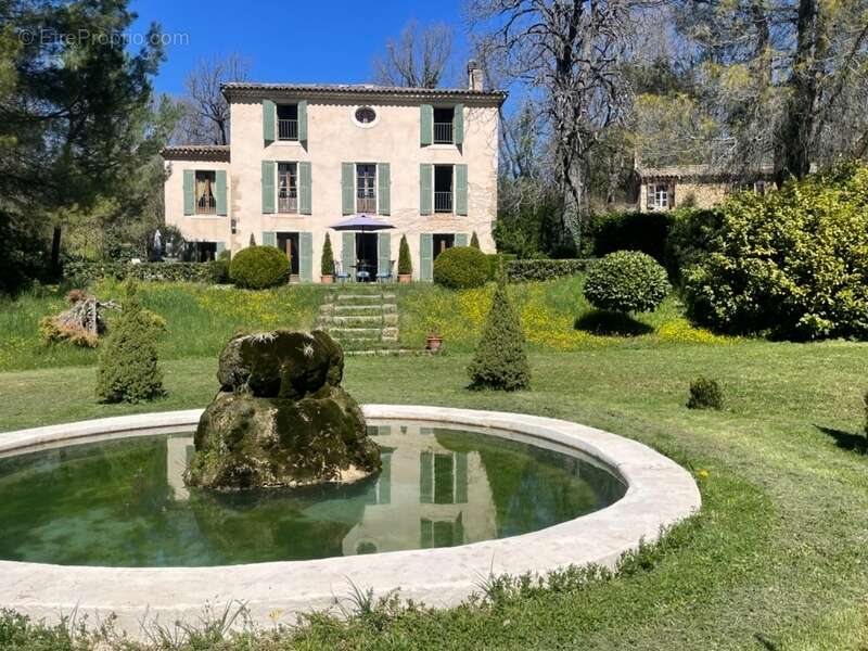 Maison à VALENSOLE