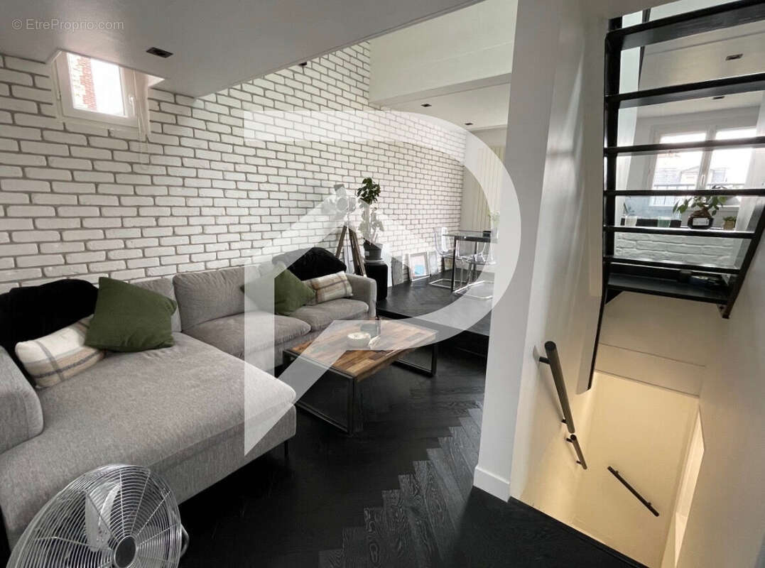 Appartement à COLOMBES