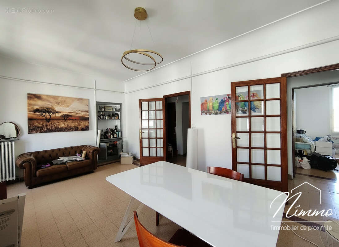 Appartement à NIMES