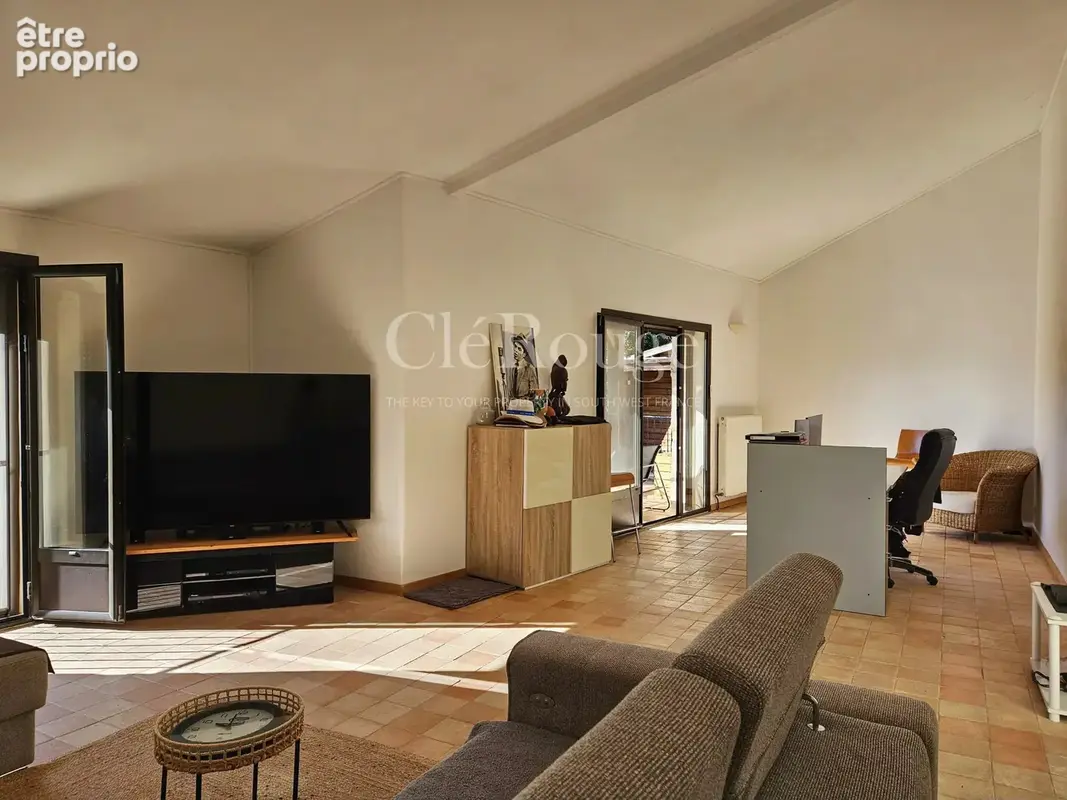 Proche de Monségur - Propriété de caractère en position privée, avec 4 chambres et piscine - photo 12