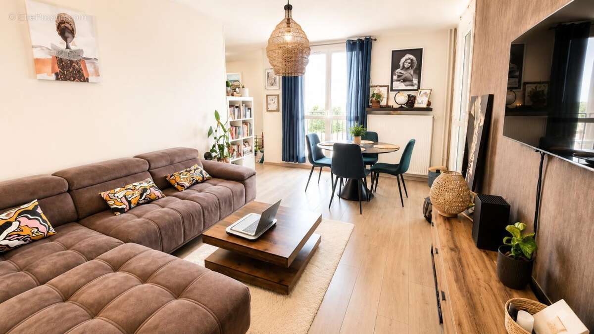 Appartement CHENOVE - T3 - photo 5