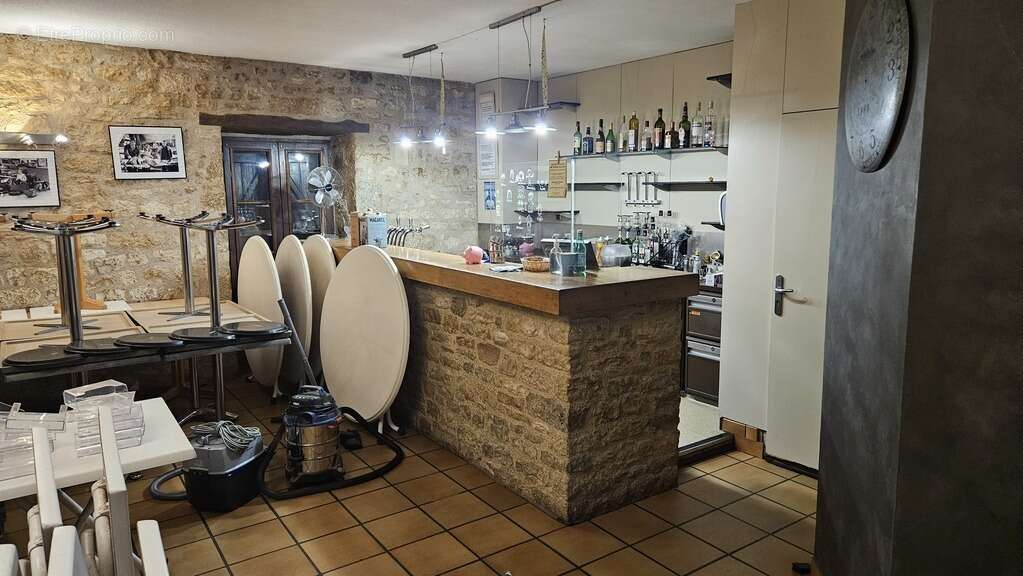 Hotel restaurant murs et fonds de commerce - photo 6