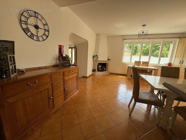 Appartement à ROZAY-EN-BRIE