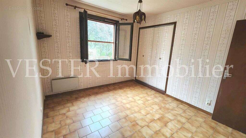 Maison à SAINT-LAURENT-DES-HOMMES