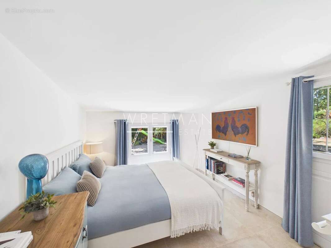 Villa rénovée avec piscine - Callian - photo 18