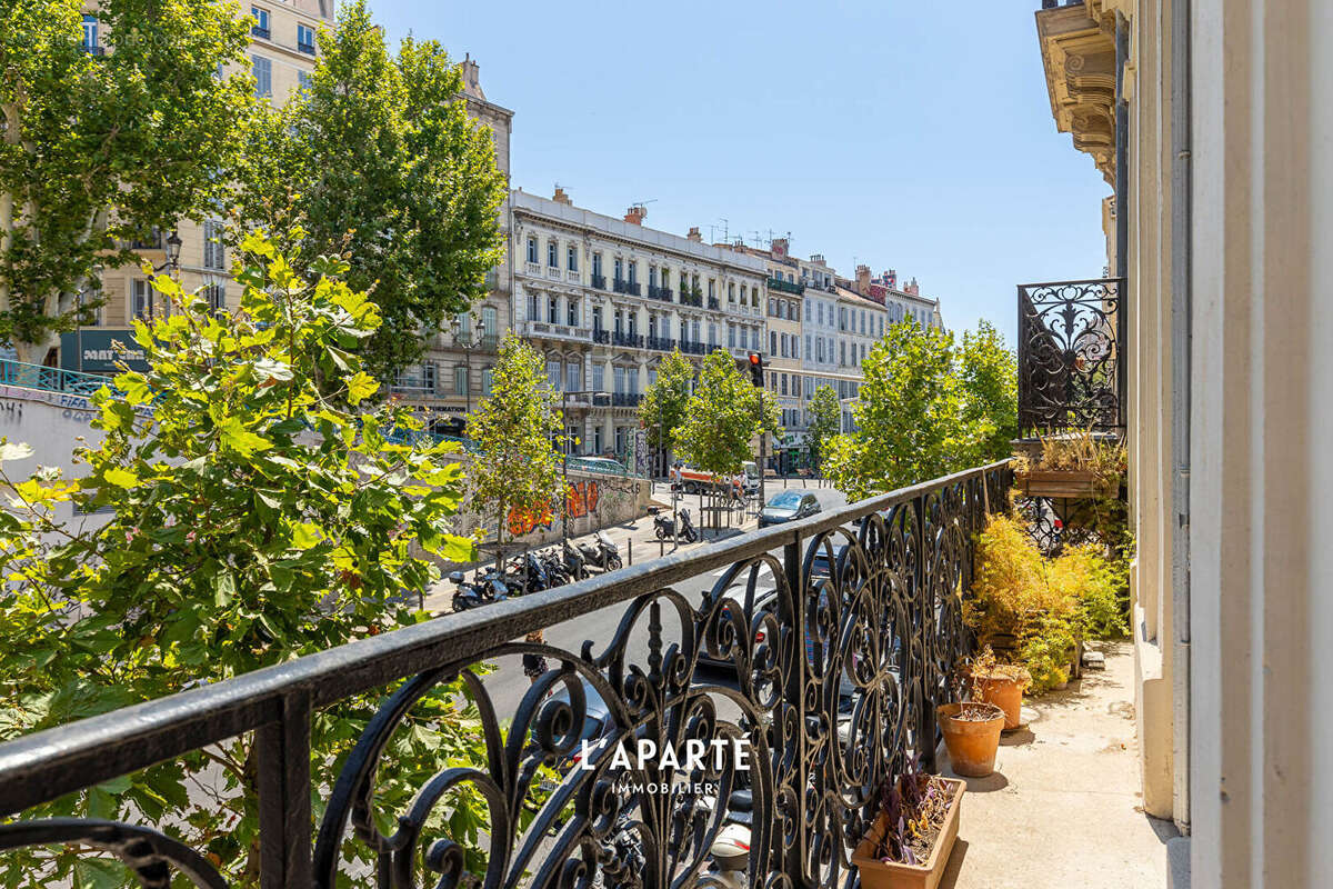 Appartement à MARSEILLE-6E