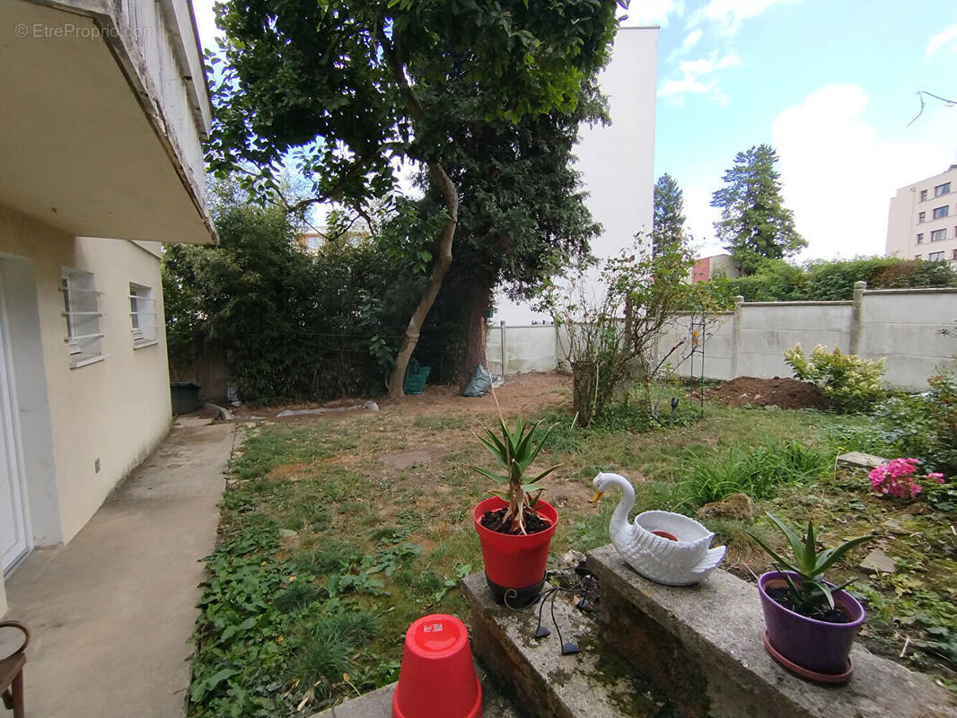 Maison à SAINT-QUENTIN