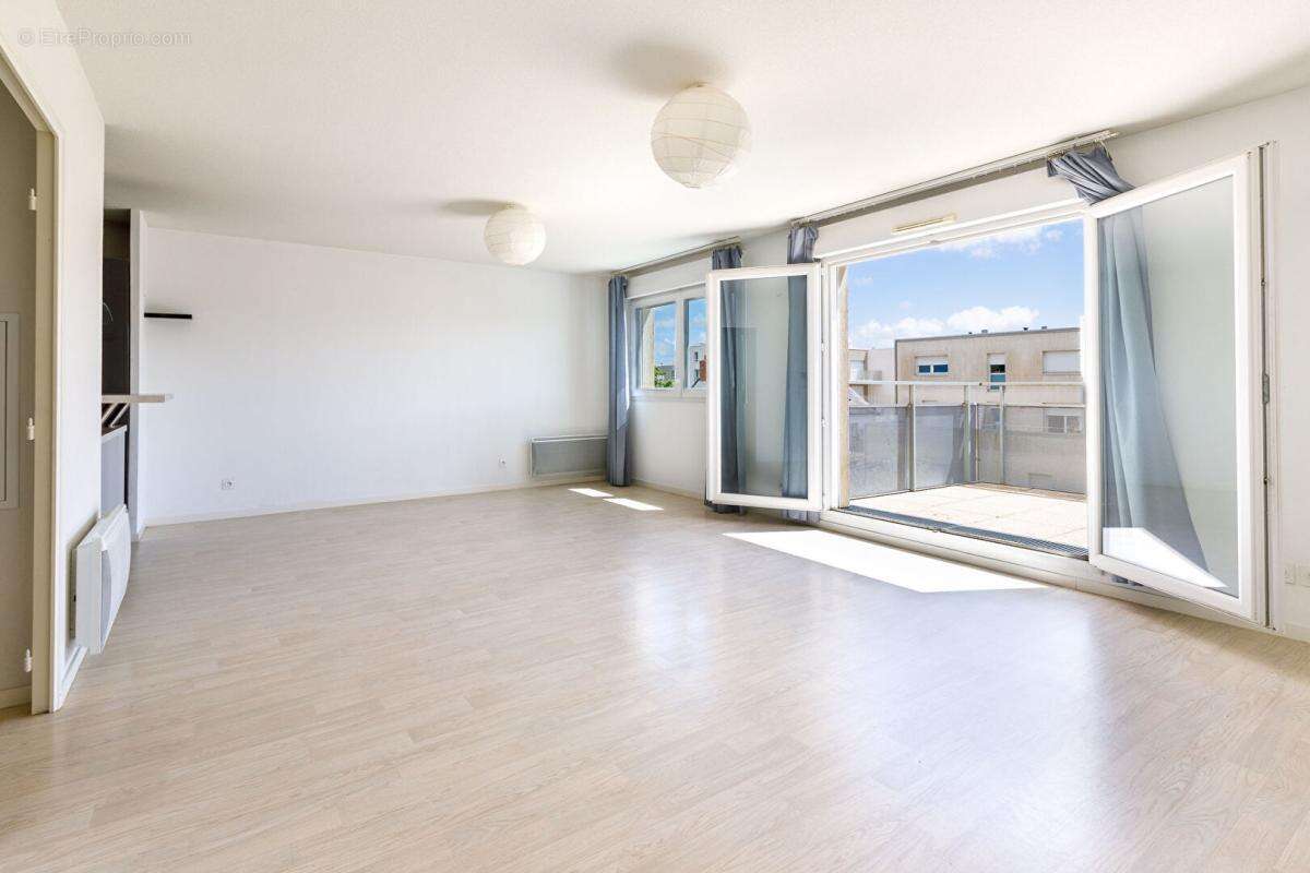 Appartement 81 m² à Saint-Nazaire  - photo 5
