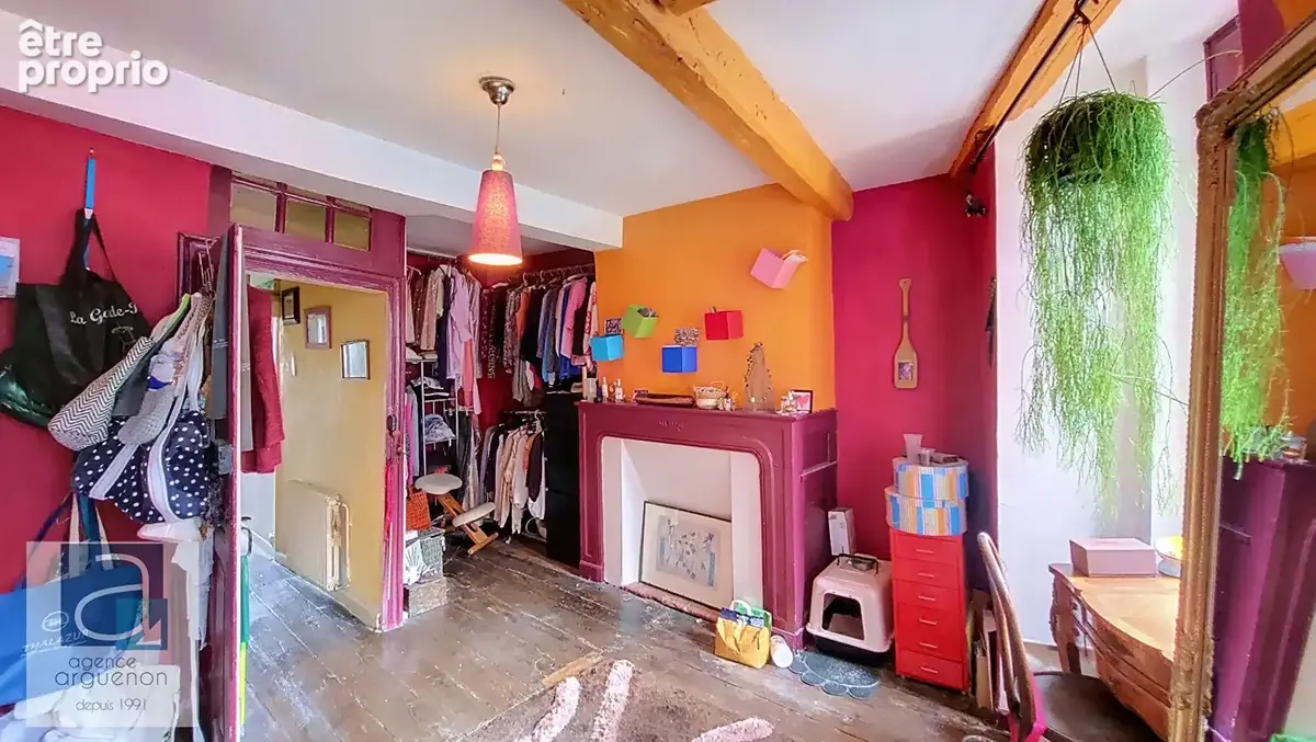 Au coeur de Dinan, triplex de charme dans un immeuble ancien, T5. - photo 13