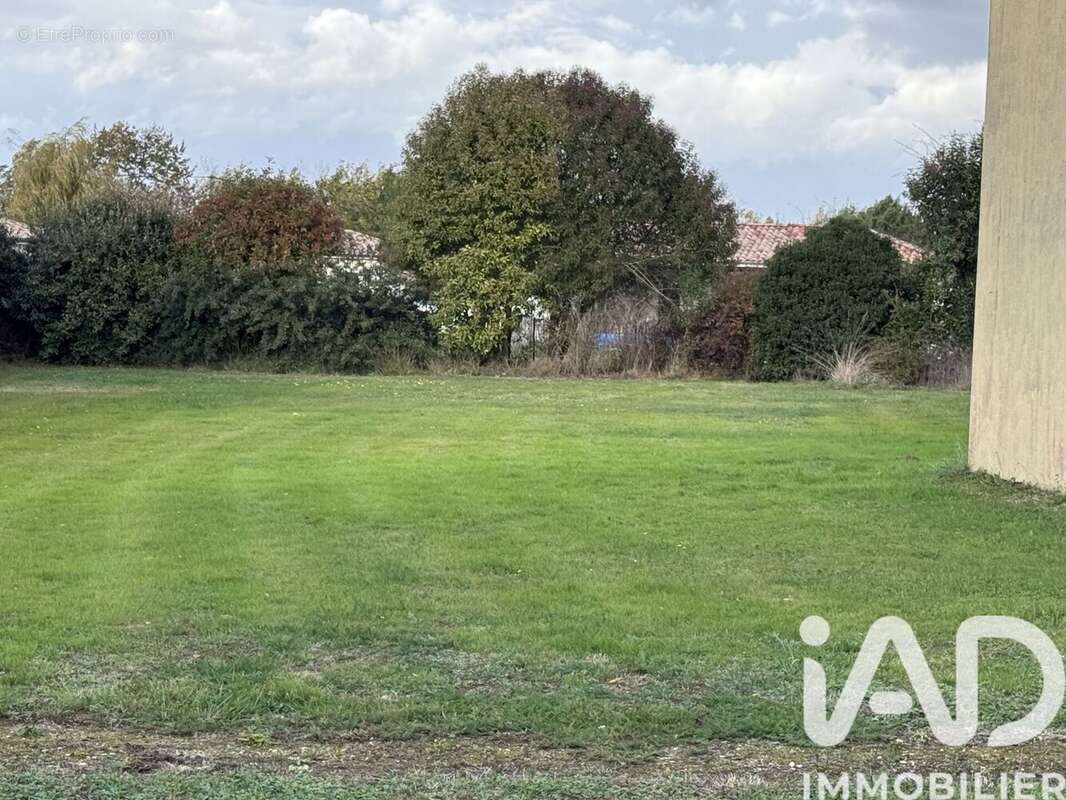 Photo 3 - Maison à SAINT-ETIENNE-DE-TULMONT