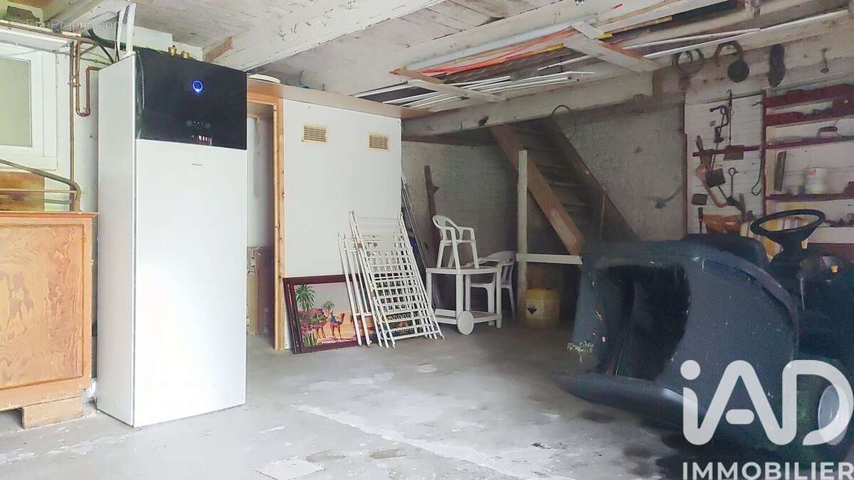Maison 170 m² à Thaire  - photo 7