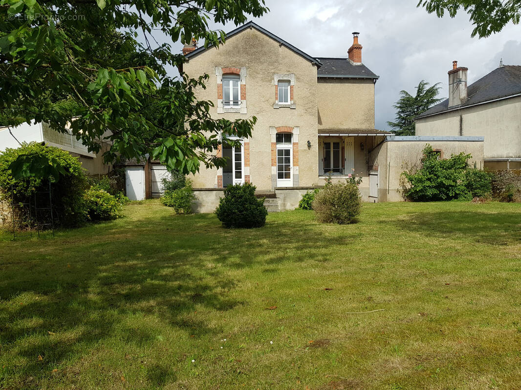 Maison à SABLE-SUR-SARTHE