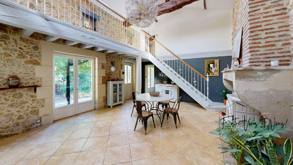 Maison 173 m² à Langon  - photo 6