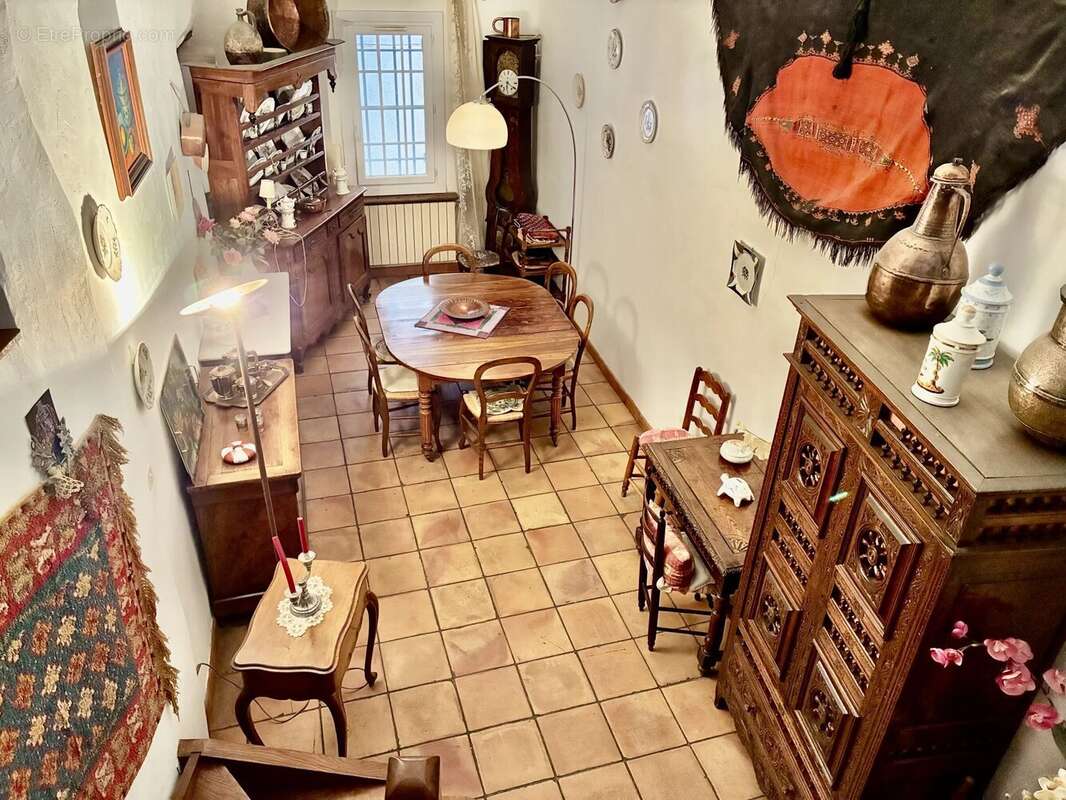 Maison à MEYRARGUES