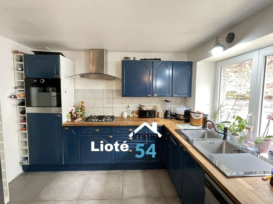 Maison à BAINVILLE-AUX-MIROIRS