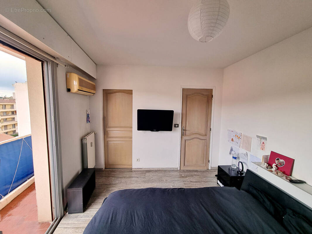 Appartement à CAGNES-SUR-MER