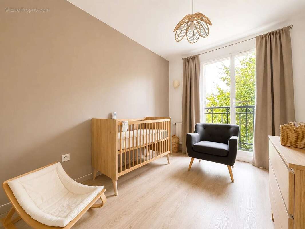Appartement à LE PLESSIS-TREVISE