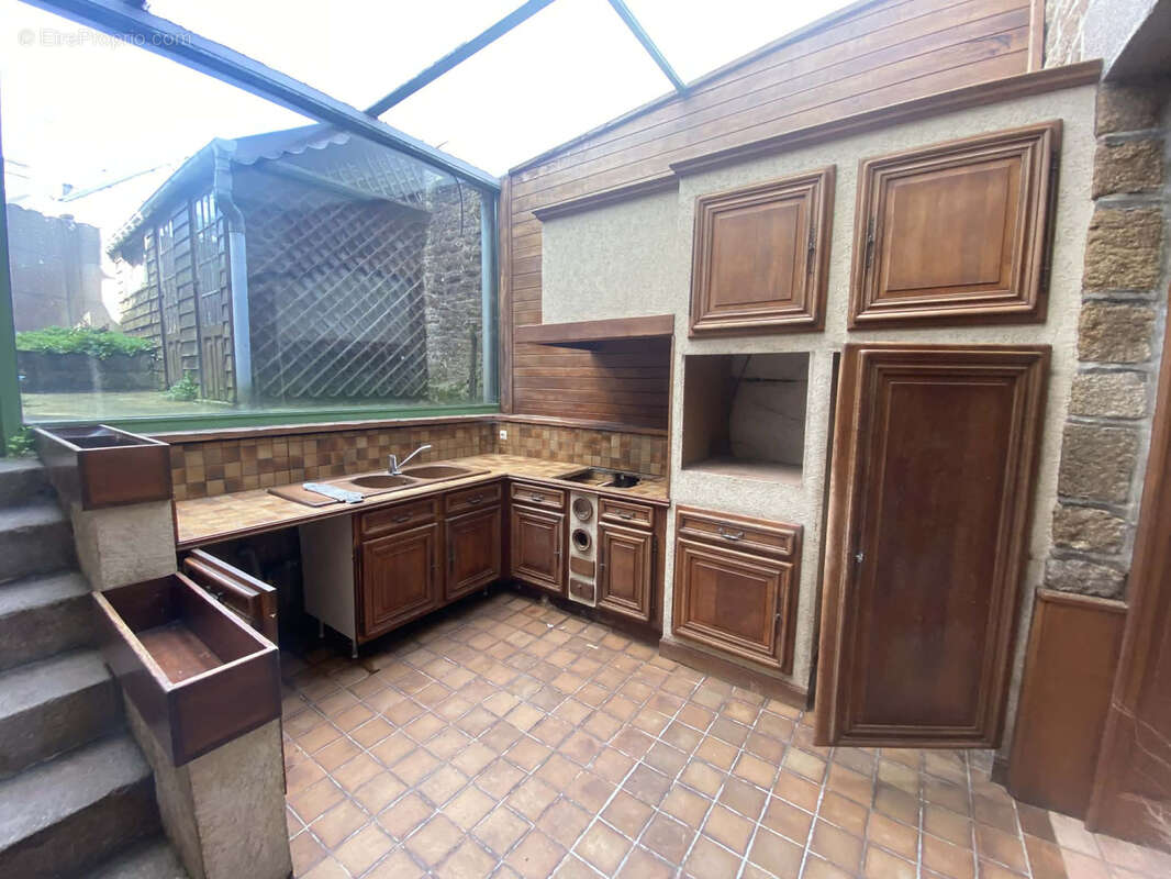 Maison à LOUVIGNE-DU-DESERT